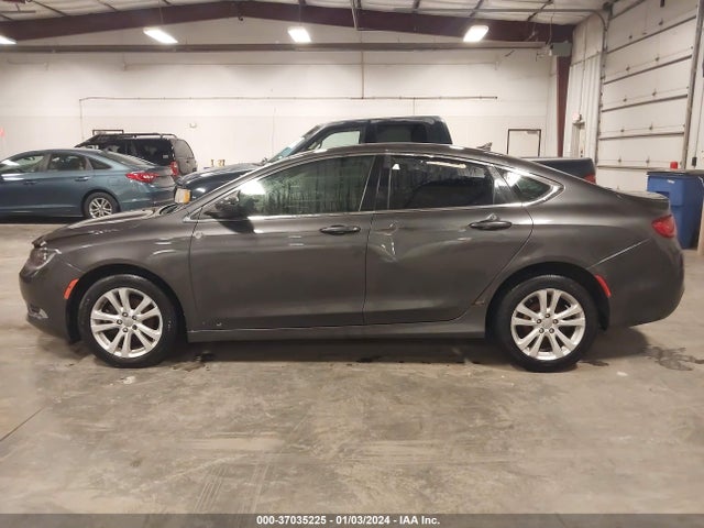 Chrysler 200 Limited Platinum 2017 1C3CCCAB7HN510757 Image 15