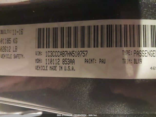 Chrysler 200 Limited Platinum 2017 1C3CCCAB7HN510757 Image 9