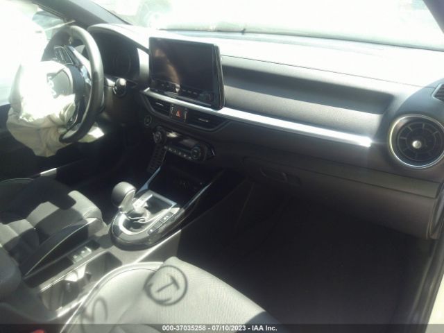 3KPF54AD7NE510476 KIA Forte Gt-line