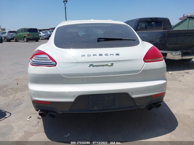 2014 PORSCHE PANAMERA S E-HYBRID VIN: WP0AD2A73EL044385