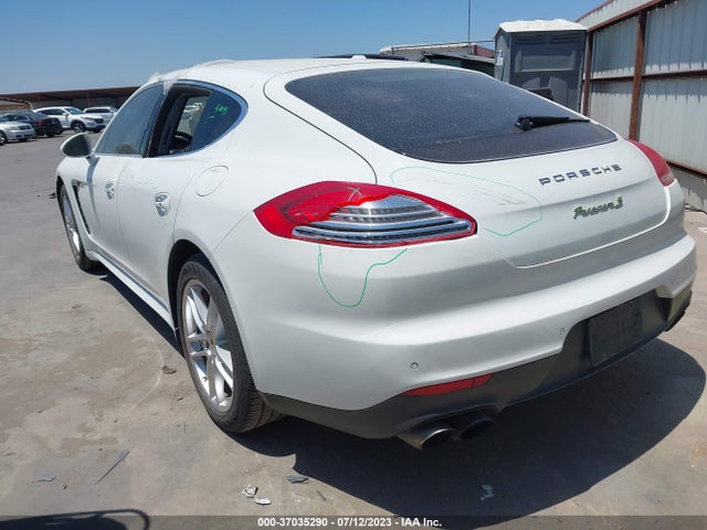 2014 PORSCHE PANAMERA S E-HYBRID VIN: WP0AD2A73EL044385