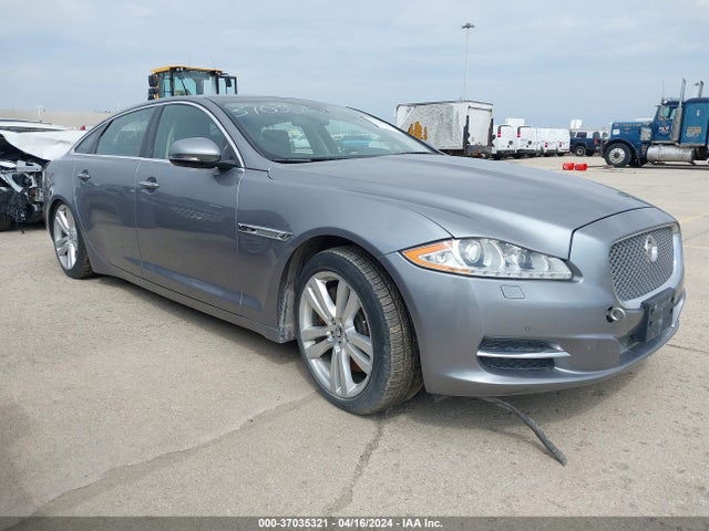 2013 JAGUAR XJ SAJWJ2GDXD8V49628 Photo 0