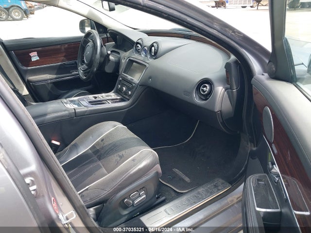 2013 JAGUAR XJ SAJWJ2GDXD8V49628 Photo 4