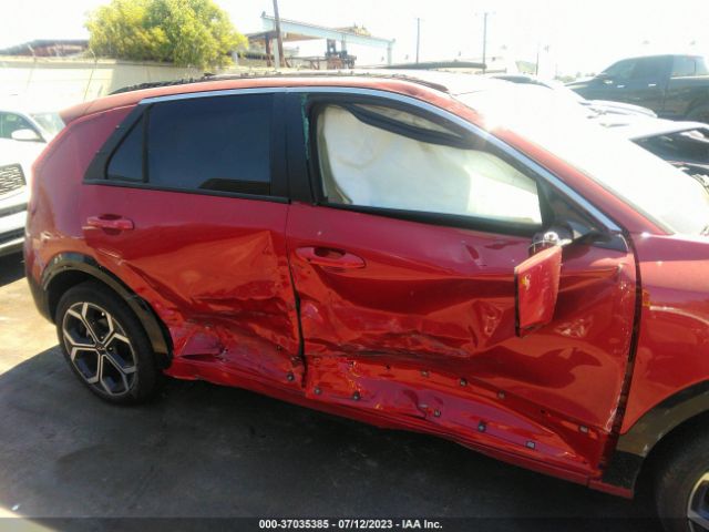 KNDCR3LEXP5042653 KIA Niro Ex Touring