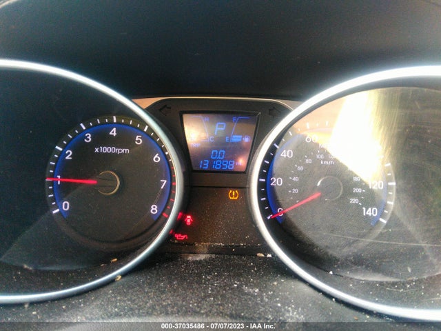 2014 Hyundai Tucson Walking Dead Edition მანქანა იყიდება აუქციონზე, vin: KM8JUCAG5EU940487, აუქციონის ნომერი: 37035486