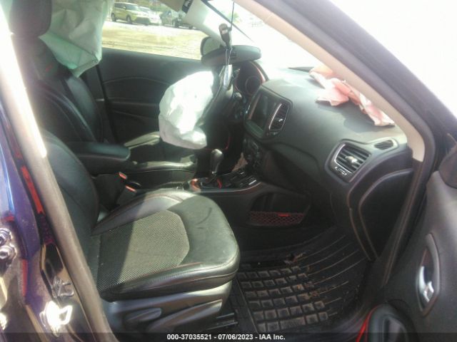 3C4NJDDB6KT721225 Jeep Compass Trailhawk