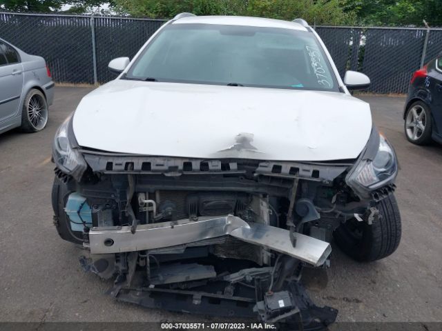 KNDCB3LCXJ5160390 KIA NIRO LX