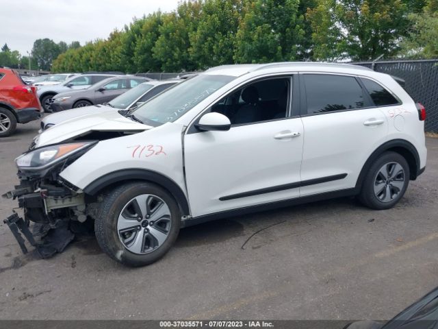 KNDCB3LCXJ5160390 KIA NIRO LX