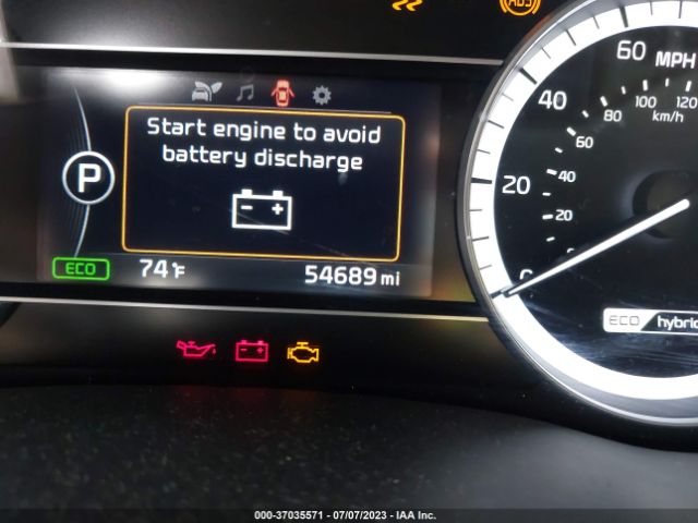 KNDCB3LCXJ5160390 KIA NIRO LX