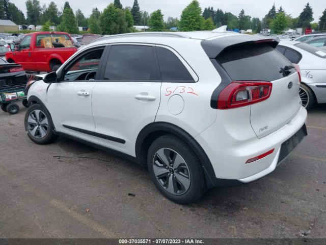 KNDCB3LCXJ5160390 KIA NIRO LX