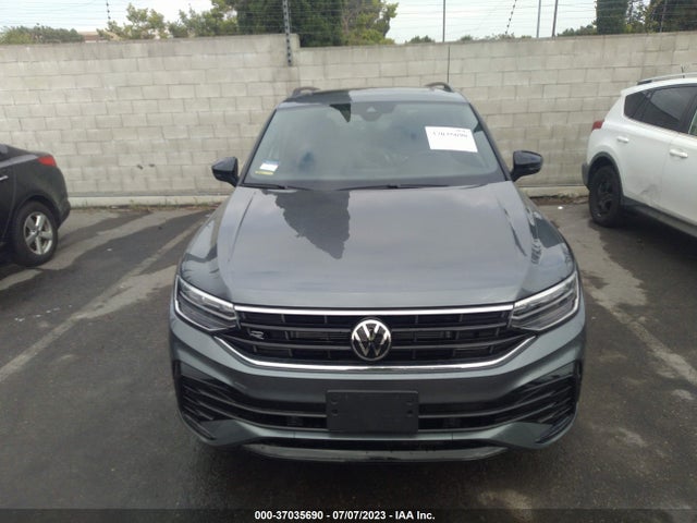 3VVCB7AX0PM057996 Volkswagen Tiguan Se R-line Black