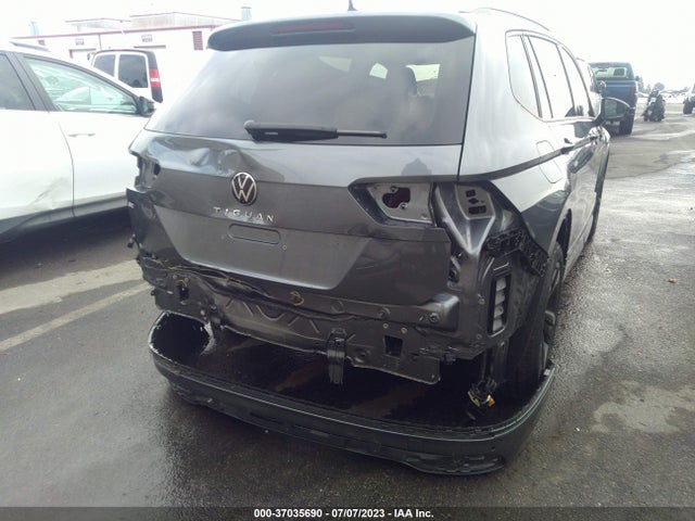 3VVCB7AX0PM057996 Volkswagen Tiguan Se R-line Black
