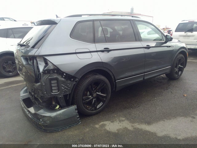 3VVCB7AX0PM057996 Volkswagen Tiguan Se R-line Black