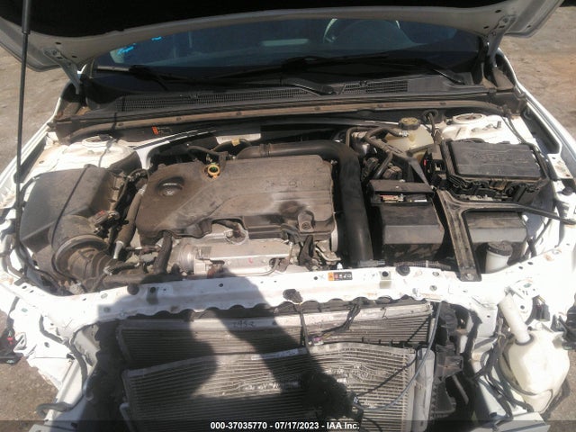 Chevrolet MALIBU LT 2018 1G1ZD5ST6JF248647 Image 17