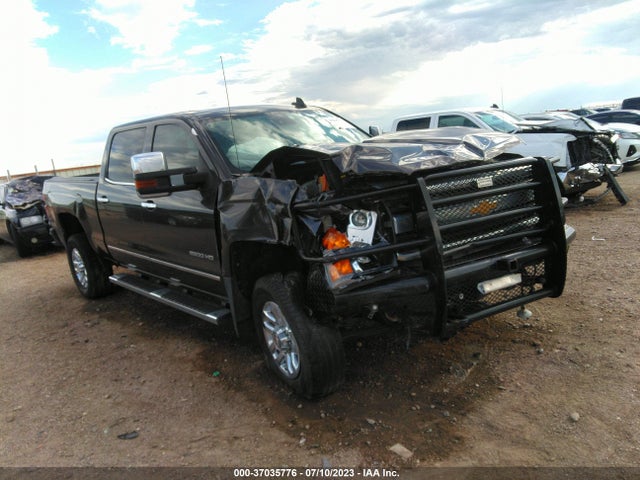 2015 1GC1KWE80FF632003 main image