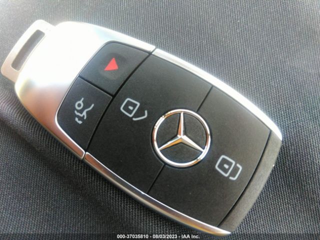 W1N0G8DB2NG115910 Mercedes-Benz Glc 300 Suv
