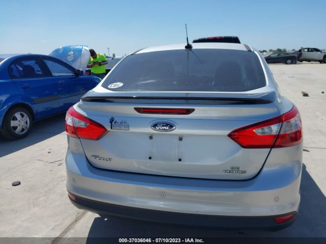 1FADP3F23EL275994 Ford FOCUS SE