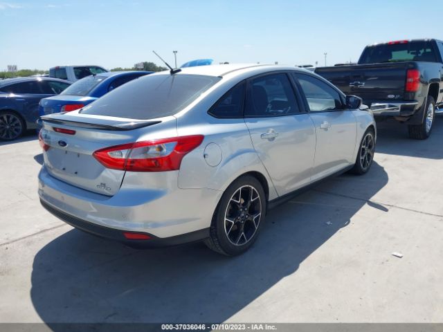 1FADP3F23EL275994 Ford FOCUS SE