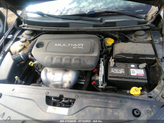 Chrysler 200 Limited 2015 1C3CCCAB6FN696708 Image 10