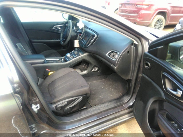 Chrysler 200 Limited 2015 1C3CCCAB6FN696708 Image 5
