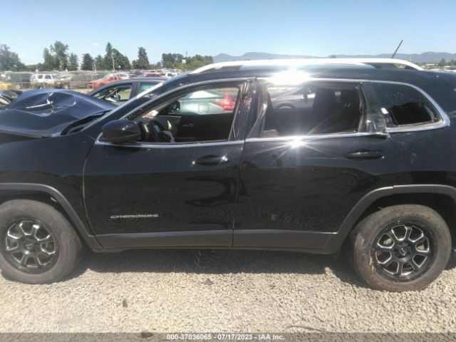 1C4PJMCX9JD599521 Jeep Cherokee Latitude