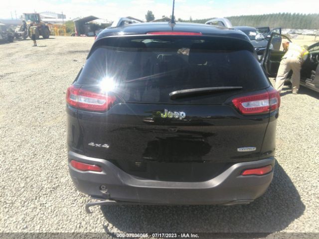 1C4PJMCX9JD599521 Jeep Cherokee Latitude