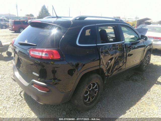 1C4PJMCX9JD599521 Jeep Cherokee Latitude