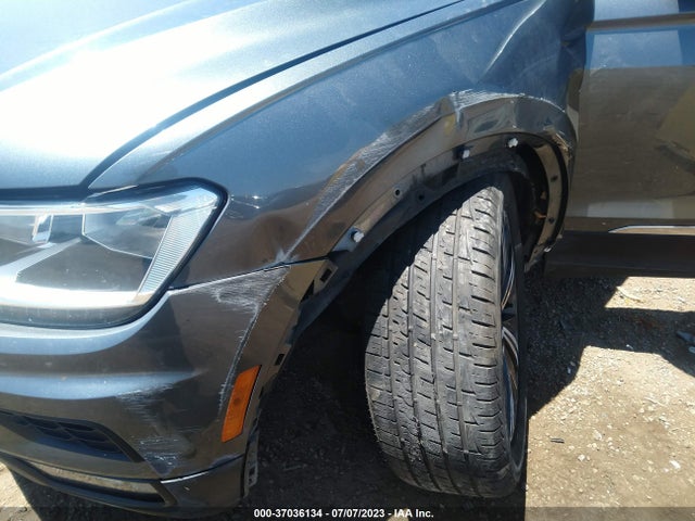 3VV3B7AX7JM012447 Volkswagen Tiguan Sel/se