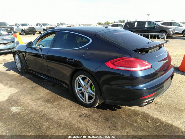 2016 Porsche Panamera, VIN: WP0AD2A7XGL041051