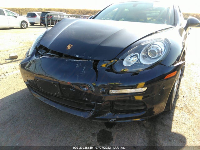 2016 Porsche Panamera, VIN: WP0AD2A7XGL041051