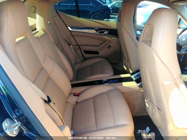 2016 Porsche Panamera, VIN: WP0AD2A7XGL041051