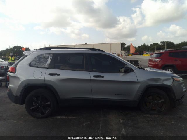 1C4PJLAB5HW507448 Jeep Cherokee Sport
