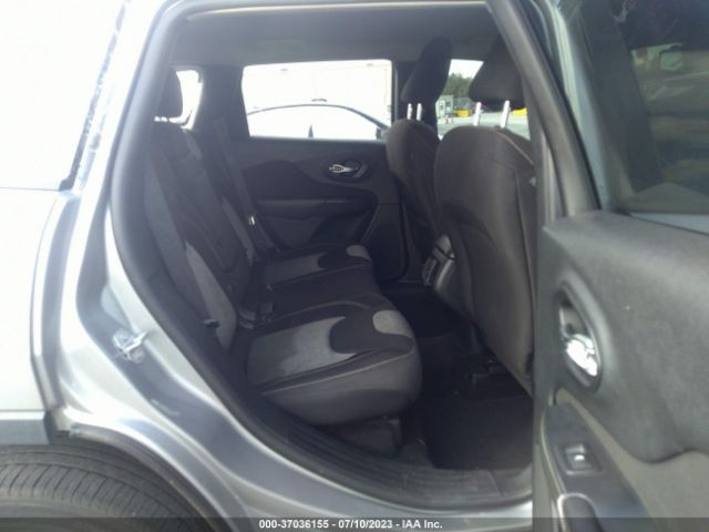 1C4PJLAB5HW507448 Jeep Cherokee Sport