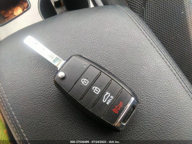 5XXGT4L31LG421909 KIA Optima Lx