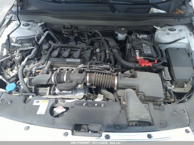 2018 HONDA ACCORD SEDAN LX 1.5T VIN: 1HGCV1F15JA093891
