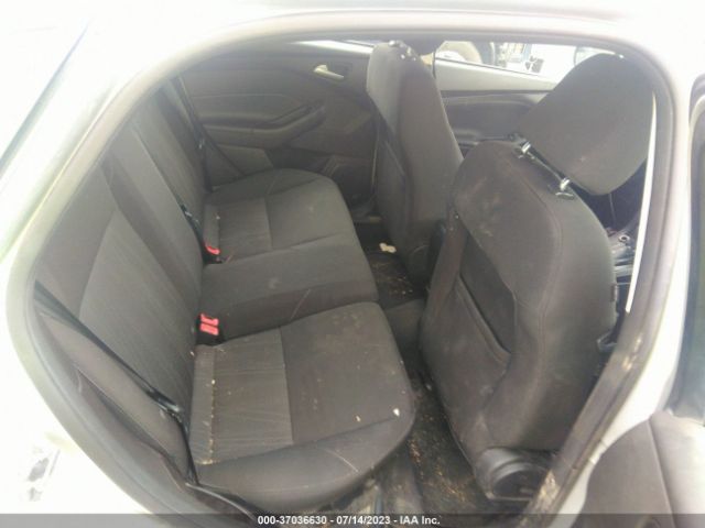 1FADP3K21HL333238 Ford FOCUS SE