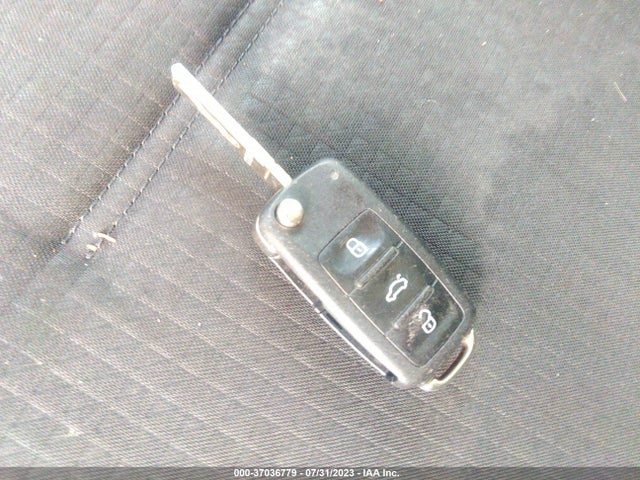 3VW2K7AJ7FM269215 Volkswagen Jetta Sedan 2.0l S
