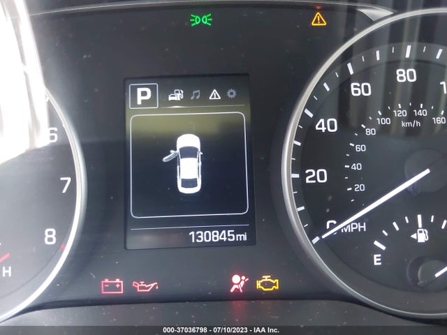 2018 HYUNDAI ELANTRA SEL VIN: 5NPD84LF6JH367569