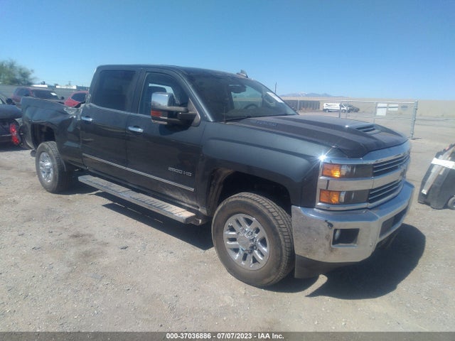 2017 1GC1CWEY4HF227228 main image