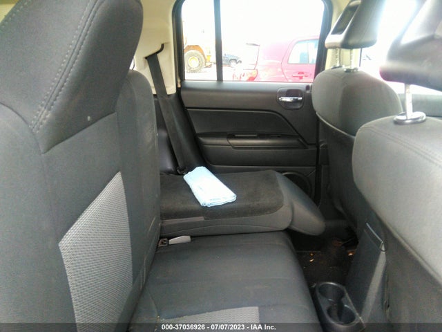 2009 JEEP PATRIOT SPORT VIN: 1J4FT28B89D195087