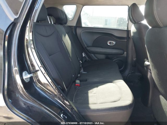 KNDJN2A28F7116757 KIA Soul Base