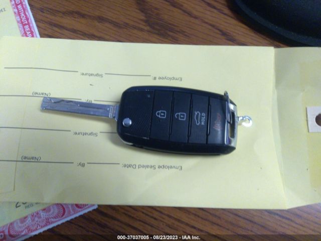 KNAGM4A76F5665080 KIA Optima Lx