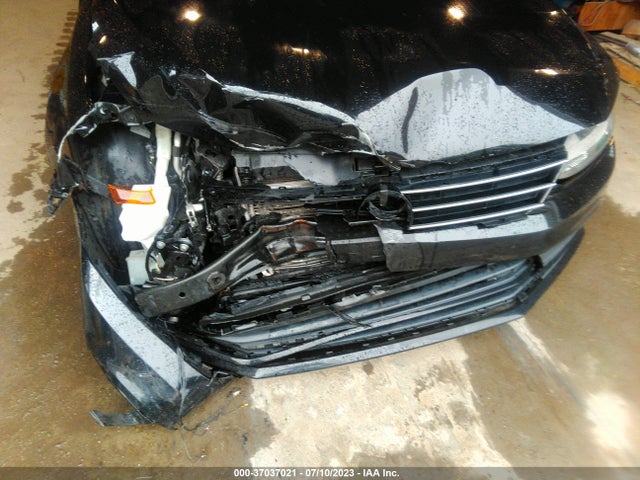 3VWB17AJ7GM299237 Volkswagen Jetta Sedan 1.8t Sport