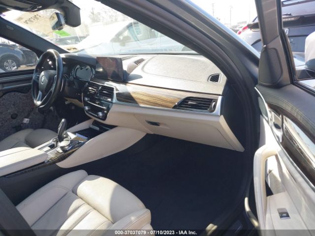 WBAJE5C32HG914422 BMW 5 Series 540i