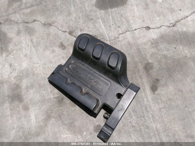 2003 FORD ESCAPE XLT POPULAR VIN: 1FMCU031X3KD99042