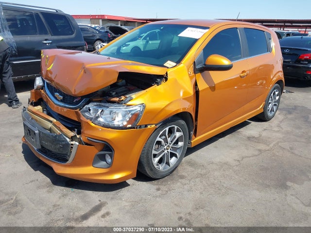 Chevrolet SONIC LT 2017 1G1JD6SG2H4125844 Image 2