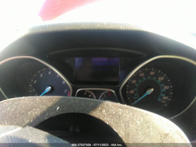 1FADP3F27EL126813 Ford FOCUS SE