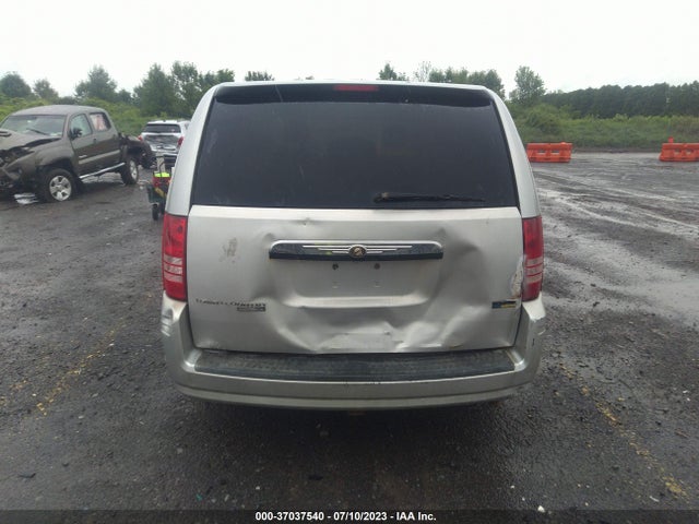 2008 CHRYSLER TOWN & COUNTRY LX VIN: 2A8HR44H58R799736