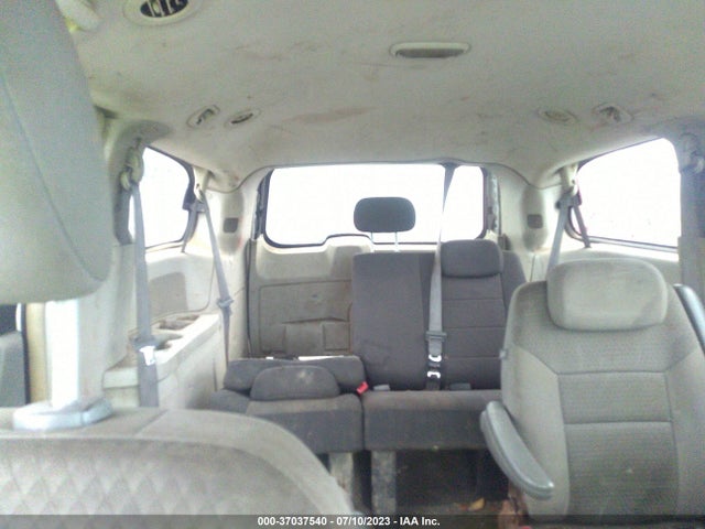 2008 CHRYSLER TOWN & COUNTRY LX VIN: 2A8HR44H58R799736