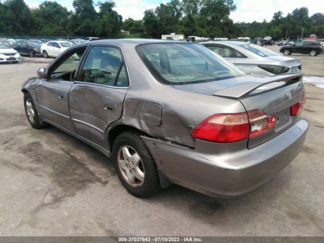2000 HONDA ACCORD SDN 1HGCG1655YA092005 Photo 2